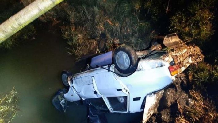 O mașină s-a răsturnat în canal, între Cumpăna și Agigea