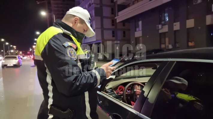 Razii ale poliţiştilor constănţeni. Amenzi pe bandă rulantă