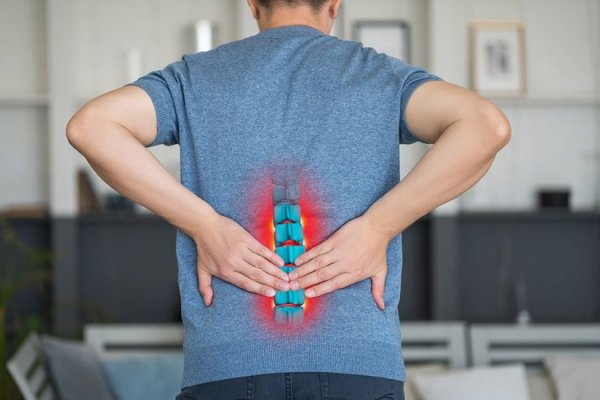 Motivele pentru care ai dureri de spate și cum poți scăpa de ele fără medic