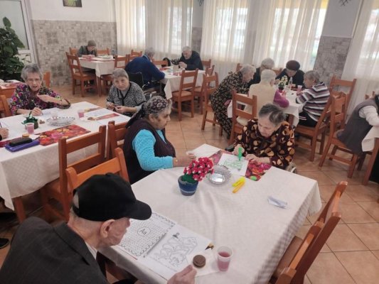 Vârstnicii de la căminul din Constanța au participat la activități de stimulare cognitivă