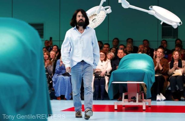 Alessandro Michele, care a lucrat pentru Gucci, numit în funcţia de director artistic al casei Valentino