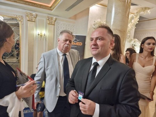 Gașca de plagiatori de la Universitatea Ovidius îl mai vrea pe Iliescu încă o tură! 