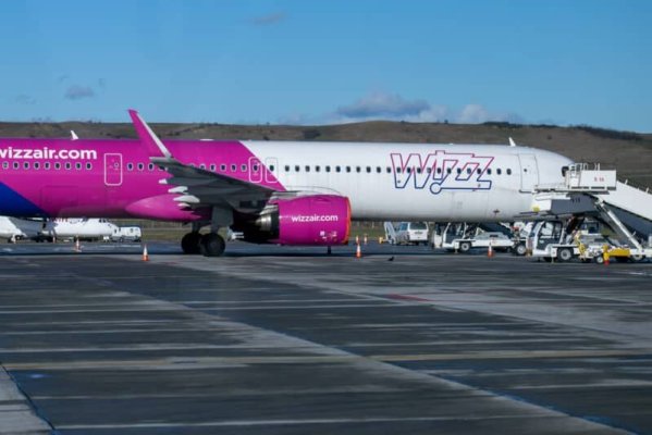 Bătaie între 3 pasageri pe o cursă Wizz Air. Avionul a aterizat de urgență
