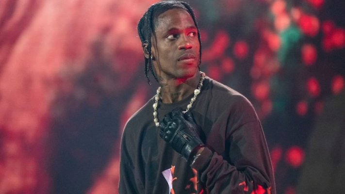 Incident grav la Paris. Rapperul Travis Scott a fost arestat
