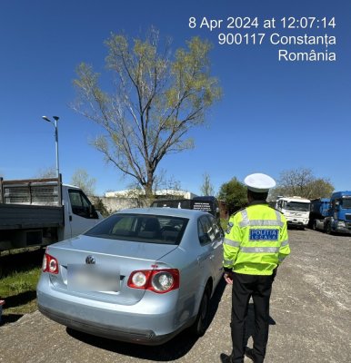 Poliția Locală a sanționat un bărbat pentru deșeurile aruncate pe domeniul public