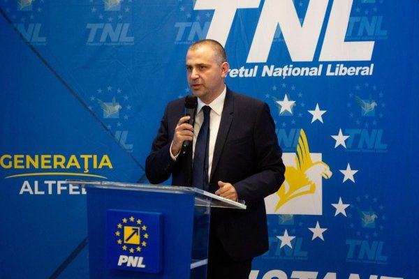 Senatorul PNL Septimiu Bourceanu a vorbit în plenul Parlamentului, în 4 ani, doar... câteva zeci de secunde 