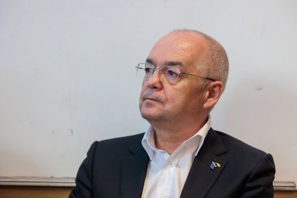 Emil Boc şi Alin Tişe îşi păstrează funcţiile la Primărie şi Consiliul Judeţean (numărătoare paralelă)