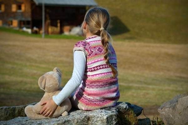 ANPDCA: 9.758 de copii aveau, la finele lunii decembrie 2023, ambii părinţi plecaţi la muncă în străinătate