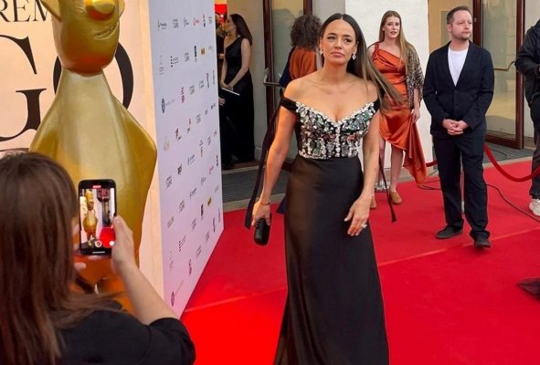 În ce a putut să se îmbrace Andreea Raicu la Gala Premiilor Gopo!