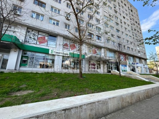 Ce spun reprezentanții IPJ despre bărbatul găsit mort în zona Casei de Cultură
