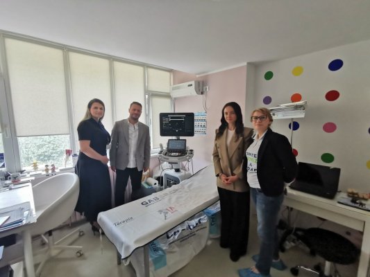 Asociația Dăruiește Aripi, cu sprijinul ALEZZI, donează un ecograf de ultimă generație pentru Secția de oncologie pediatrică