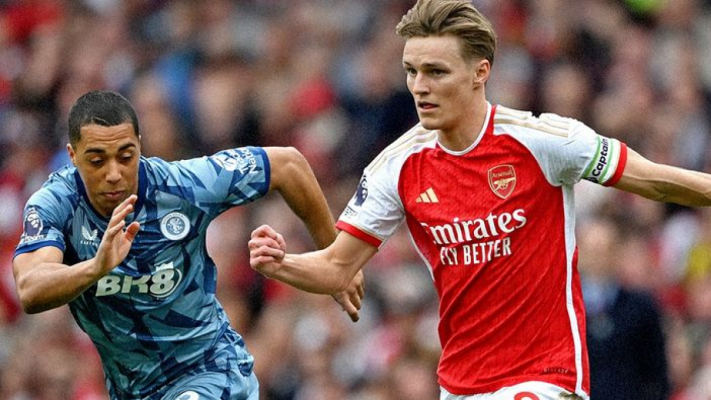 Fotbal - Premier League: Arsenal - Aston Villa 0-2