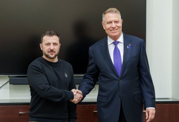 Klaus Iohannis s-a întâlnit cu Volodimir Zelenski la summit-ul de la Vilnius  