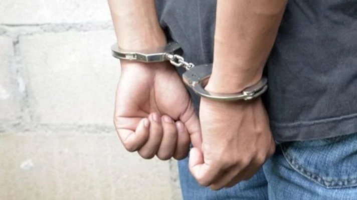Un tânăr de 18 ani a fost arestat după ce a violat o femeie de 67 de ani
