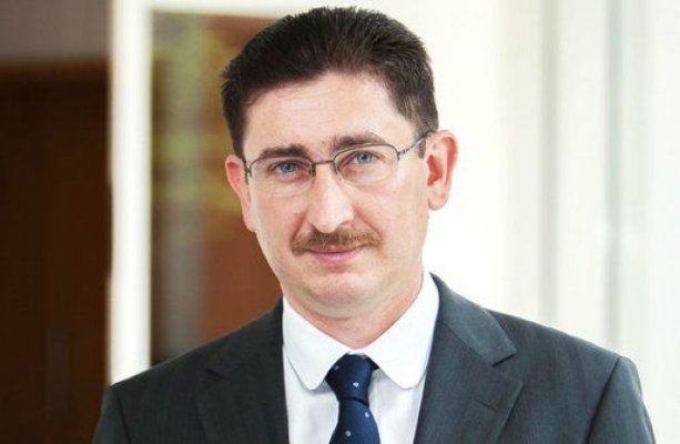 Autoritatea de concurenţă va monitoriza preţurile produselor din zonele afectate de inundaţii