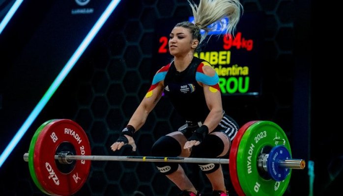 Haltere: Mihaela Cambei a cucerit două medalii de argint şi una de bronz la Cupa Mondială din Thailanda