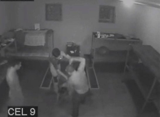 Reglare de conturi în pușcărie! Un deținut, înjunghiat pentru că nu a vrut să cumpere țigări și cafea