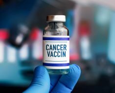 Primele vaccinuri personalizate împotriva cancerului sunt testate la Londra 