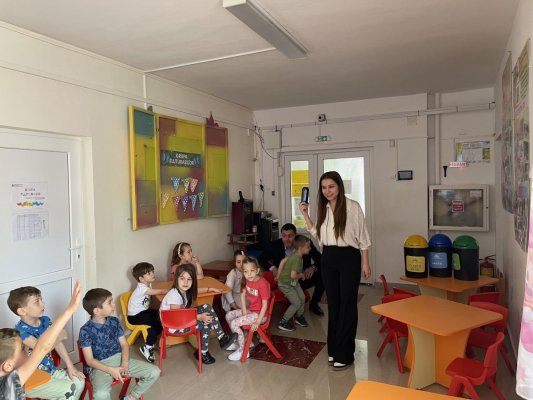Preșcolarii de la Grădinița cu Program Prelungit Nr. 8, vizitați de angajații Polaris