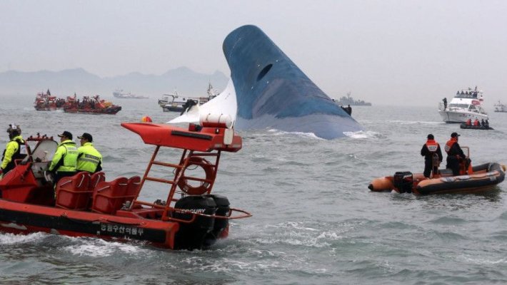 Coreea de Sud comemorează zece ani de la naufragiul unui feribot în care au murit sute de elevi de liceu