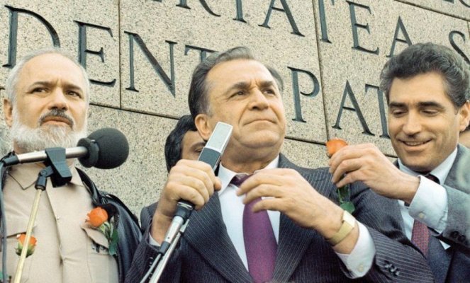  Ion Iliescu, pus oficial sub acuzare în dosarul Mineriadei