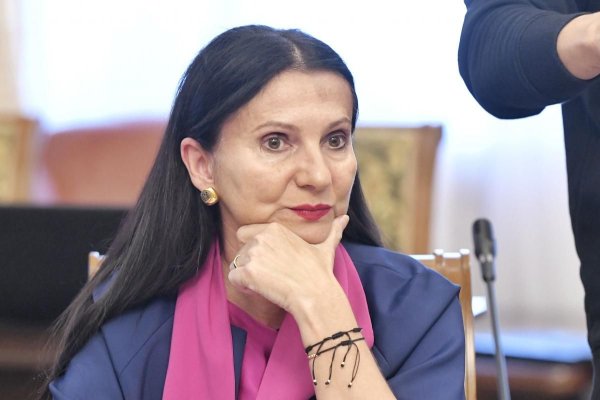 Percheziții la domiciliul Sorinei Pintea, fost ministru al Sănătății. Ce caută procurorii