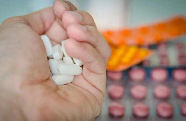 Medicamentul utilizat la scară largă de români care poate perfora intestinele