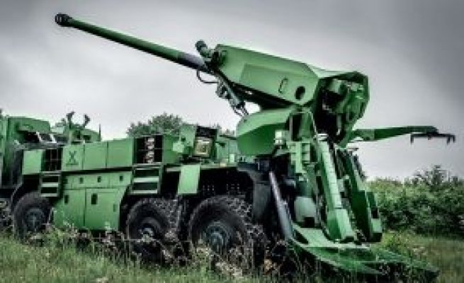 România cumpără 54 de obuziere autopropulsate produse în Coreea de Sud, cu 850 de milioane de euro