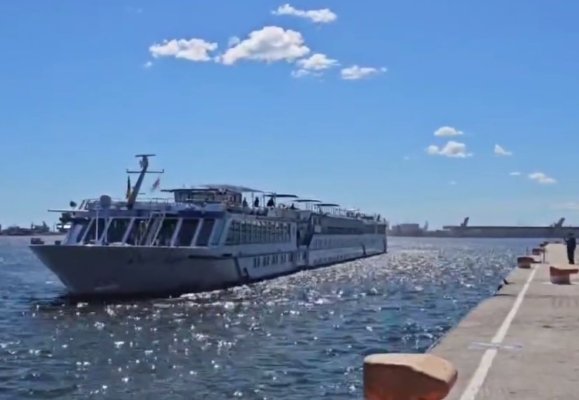 O navă a Marinei Rusiei, echipată cu rachete Zircon hipersonice, a ajuns în Oceanul Atlantic