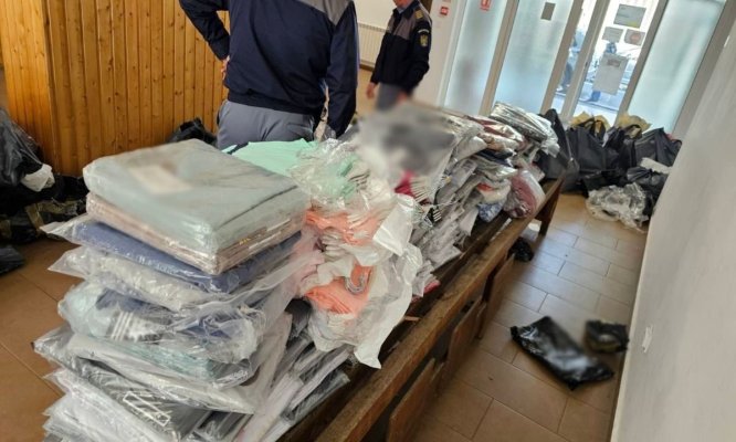 Haine, parfumuri și țigări, în valoare de 100.000 de lei, confiscate de polițiștii de frontieră