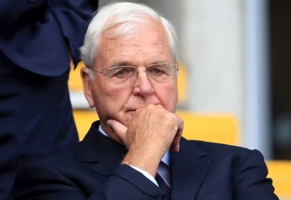 A murit Sir Chips Keswick, fost preşedinte al clubului de fotbal Arsenal Londra
