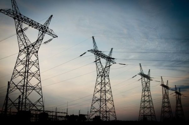 Transelectrica şi Georgian State Electrosystem intensifică cooperarea pentru cablul submarin din Marea Neagră