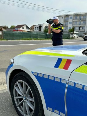 200 de amenzi, dintre care 89 pentru depășirea limitei legale de viteză, aplicate de polițiștii constănțeni, în trafic