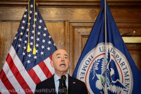 SUA: Administraţia Biden doreşte să faciliteze refuzul azilului în caz de risc pentru securitatea naţională