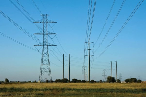 Linia de înaltă tensiune a localității Valu lui Traian va deveni subterană
