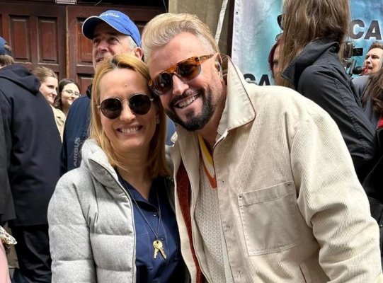 Cătălin Botezatu dansat cu Andreea Esca la petrecerea ei, pe muzica Giuliei