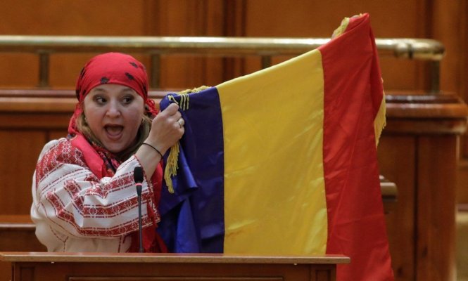 Candidatura Dianei Șoșoacă a fost admisă de Biroul Electoral  