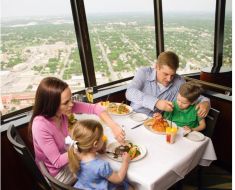 Regulile unui restaurant au creat controverse deoarece se adresa părinților cu copii