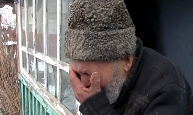 Bătrân de 76 de ani bătut de un candidat PSD pentru că votează cu PNL