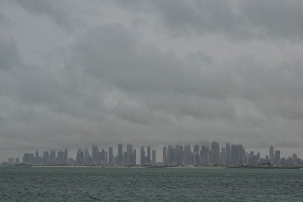 Emiratele Arabe, lovite iar de ploi torențiale, la două săptămâni de la inundații