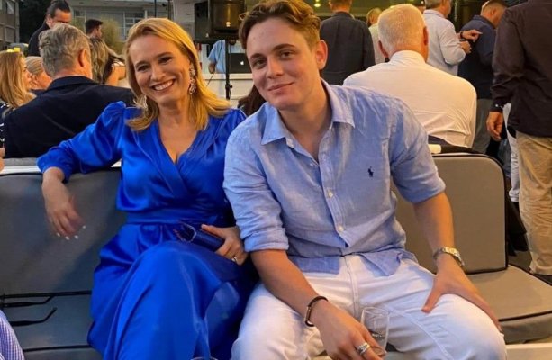 Aris Eram și Laura Giurcanu, noul cuplu din showbiz? Imaginea făcută publică de Andreea Esca