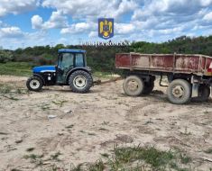 Dosar penal pentru abandonarea a 15 tone de deșeuri, pe un teren din Cernavodă