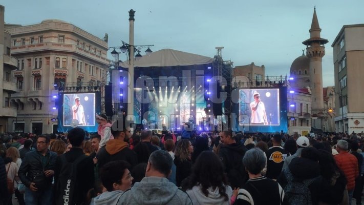 Constănțenii au luat cu asalt Piața Ovidiu, în patra zi de evenimente dedicate Zilelor Constanței