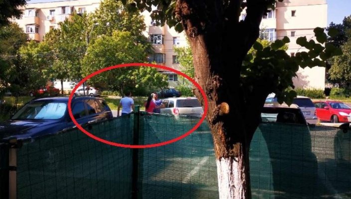 Și-a amenințat cumnata chiar de față cu polițiștii: „Bag cuțitul în ea”