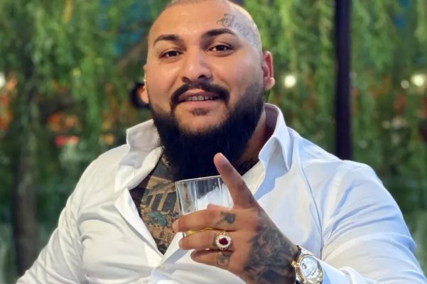 Dani Mocanu, implicat într-un accident rutier: Mașina sa a intrat în coliziune cu un cal