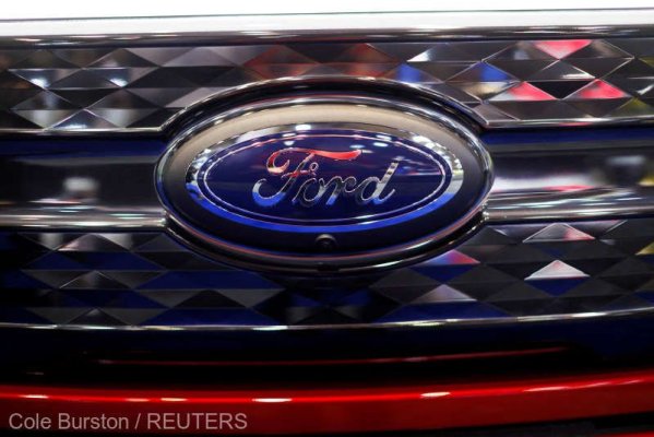 Ford vrea să vândă în Europa maşini hibride şi alimentate cu gaz şi după 2030
