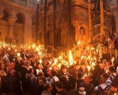 BOR spune că Sfânta Lumină păstrată din 2025 va oferită credincioșilor, dacă nu va putea fi adusă de la Ierusalim