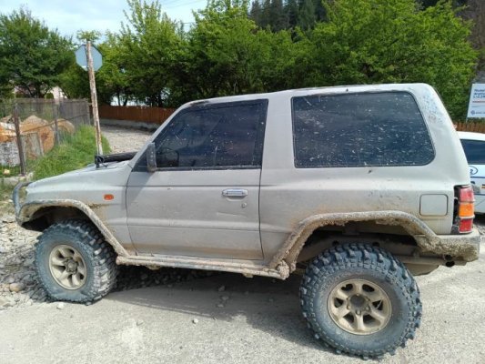 Urmărire cu focuri de arme în județul Suceava