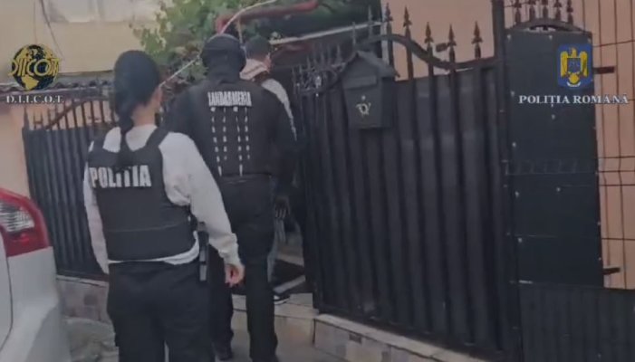 Două persoane, reținute pentru efectuarea de operațiuni cu produse psihoactive. Video