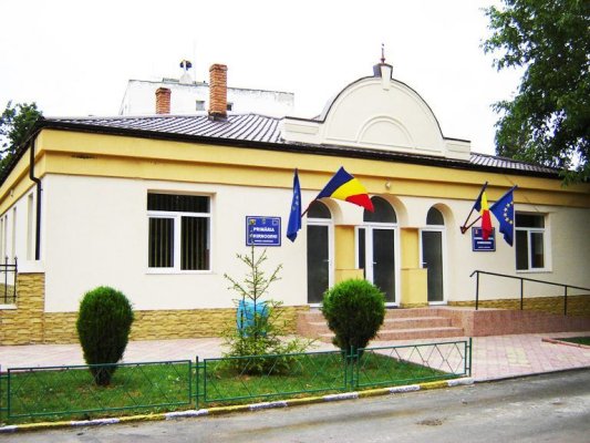 Cu toate „problemele rezolvate“, primăria Chirnogeni vrea site de 100.000 de euro 